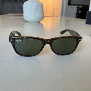 Ray-Ban New Wayfarer Sunglasses - Tortoise Frame/G-15-XLT Lens, 55 mm
